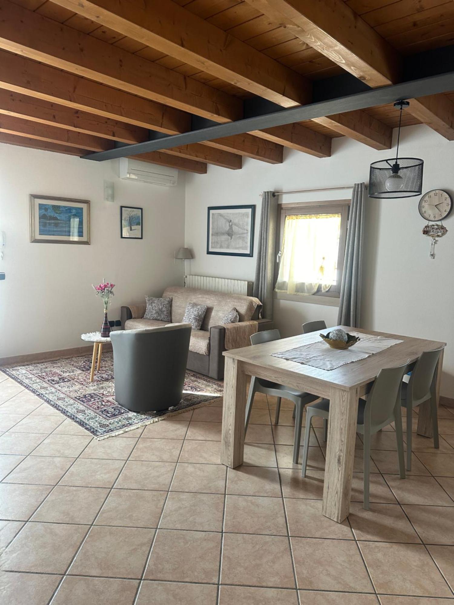 Ely Hause Apartment Calmasino Exterior photo